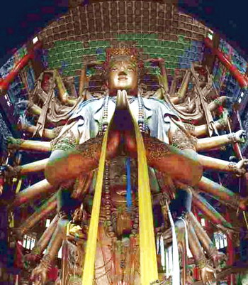 Chengde,Vergangenheit,Moderne,Gegenwart,Alten,Neuen,kaiser,Sommerresidenz,Uhren ,Gem?lde ,Buddhafiguren,MP3,Touristen 