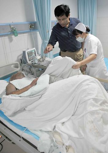 In einer Werkhalle der Guangxi Vinylon Gruppe GmbH (kurz Guangwei-Gruppe), die in der Stadt Yizhou domiziliert ist, kam es kurz vor 7 Uhr zu einer heftigen Explosion.