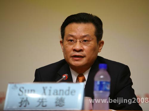 Sun Xiande, der stellvertretende Vorstandvorsitzende der Chinesischen Vereinigung der Behinderten