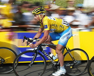 Nach dem Dopingskandal um Stefan Schumacher, der den Radsport erschüttert hat, will das Internationale Olympische Komitee s?mtliche rund 5.000 bei den Beijinger Spielen eingefrorenen Dopingproben nachtr?glich testen lassen.