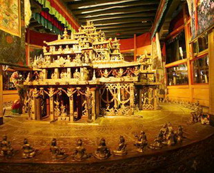 Die bisher größte Ausstellung über die tibetische Kultur wird in Kürze in Shanghai zu sehen sein. Die Ausstellung präsentiert zahlreiche Aspekte der Tibeter, von traditionellen Aspekten bis hin zum modernen Leben und zeitgenössischer Kunst Tibets.