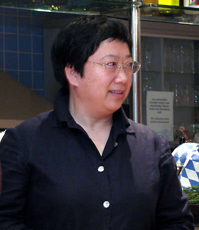 Eine Vertreterin von Beijing Hongdandan, einer preisgekr?nten Blindenhilfsorganisation, erz?hlt Anekdoten