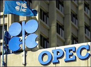Die OPEC fürchtet, dass die ?lpreise wegen der angespannten Lage der Weltwirtschaft weiter sinken k?nnten. Der Iran fordert daher eine Drosselung der F?rdermengen und eine Dringlichkeitssitzung.