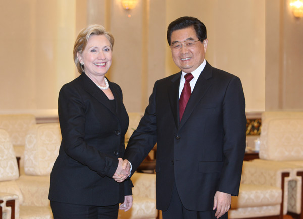 Chinesische Spitzenpolitiker empfangen US-Au?enministerin Hillary Clinton
