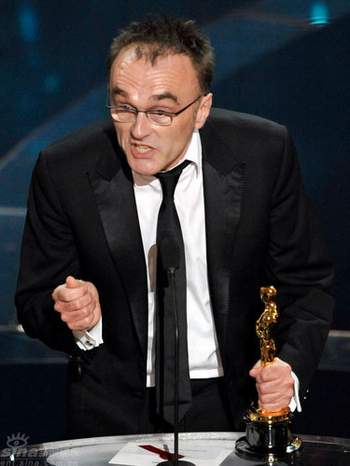 Danny Boyle bedankt sich für den Preis. Sein Film ?Slumdog Million?r“ gewann insgesamt 8 Oscars