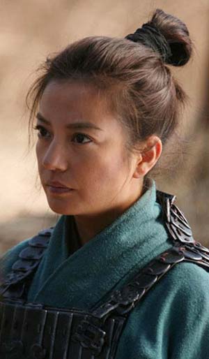 1 Das Portr?t der chinesischen Schauspielerin Zhao Wei als Volksheroin 'Mulan' in dem Film mit demselben Titel wurde am Dienstag ver?ffentlicht. Der Film wird in der Provinz Hebei gedreht. 