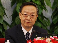 Minister für Industrie und Information Li Yizhong