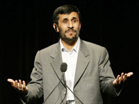 Der iranische Pr?sident Mahmoud Ahmadinejad sagte, er h?tte keine Angst, w?hrend seiner Reise in die USA, 'in New York verhaftet zu werden', meldete das lokale Satellitenfernsehen am Mittwoch.