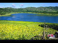 Die schöne Landschaft vom Woniu-See