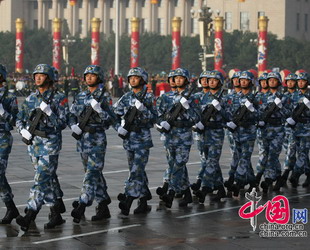 Nun können Sie die Vorbereitungen auf die große Parade zur Nationalfeier bei China.org.cn mitverfolgen.