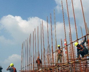 China wird bis zum Jahr 2018 die USA als größte Baubranche der Welt abgelöst haben, hieß es in einer Prognose der Beratungshäuser Global Construction Perspectives und Oxford Economics.