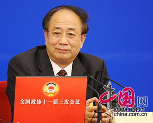 Am 2. März um 15 Uhr fand eine Pressekonferenz im Vorfeld der 3. Jahrestagung des 11. Landeskomitees der Politischen Konsultativkonferenz des Chinesischen Volkes (PKKCV) in der Großen Halle des Volkes statt.