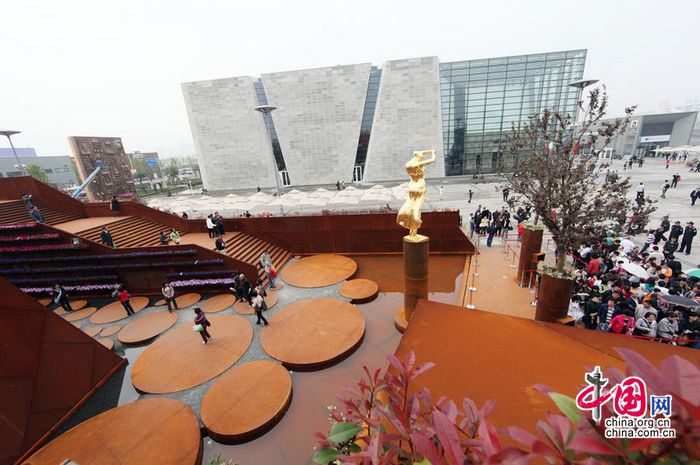 Waldschloss auf der Expo 2010 in Shanghai: Luxbemburg-Pavillon