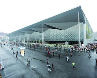 Die erste 'Behindertenhalle' in der Geschichte der Expo steht in Shanghai. Die Halle ist komplett behindertengerecht ausgestattet.