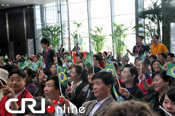 Auf der Expo in Shanghai ist am Mittwoch der Nationentag Brasiliens begangen worden. Mit dabei waren auch der chinesische und brasilianische Finanzminister.