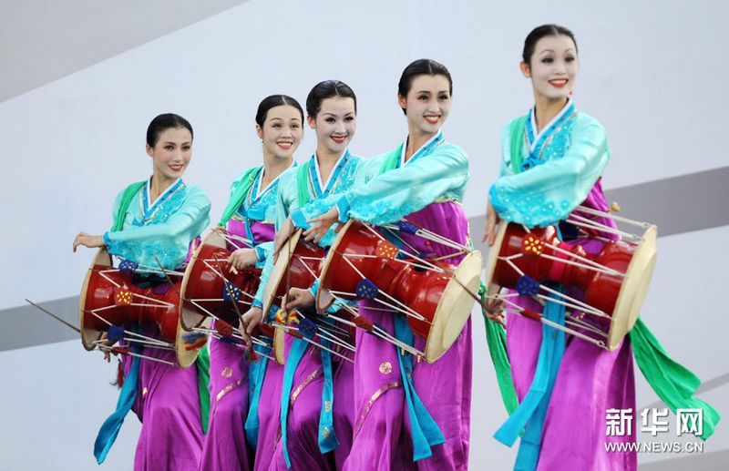 Am Montag hat auf der Expo in Shanghai der nordkoreanische Nationentag stattgefunden. Vertreter Nordkoreas sagten, die Shanghaier Weltausstellung trage zur Förderung der freundschaftlichen Beziehungen zwischen Nordkorea und China sowie allen Ländern, Regionen und internationalen Organisationen bei.