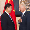 China und die Vereinigten Staaten teilen die Verantwortung für die 'Förderung globalen Vertrauens in den Markt', sagte der chinesische Vizepräsident Xi Jinping am Donnerstag während eines Treffens mit US-Vizepräsident Joe Biden in Beijing.