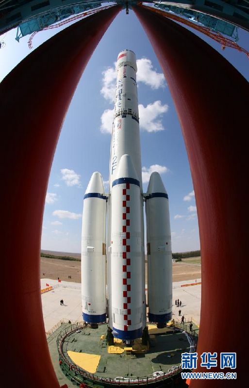 Ein Sprecher der chinesischen Raumfahrtbehörde bestätigte gestern, dass das erste Weltraummodul zu einem angemessenen Zeitpunkt zwischen dem 27. und dem 30. September gestartet werde. Das Programm war vor etwa einem Monat wegen einer technischen Störung der Trägerrakete gleichen Typs beim Start eines anderen Satelliten verschoben worden.