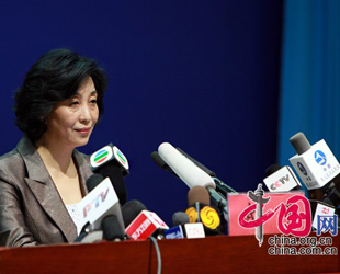 Wu Ping, Sprecherin des chinesischen 'Programm für bemannte Raumfahrt' hat heute bei einer Pressekonferenz die Presse über die Ankopplung des Moduls 'Tiangong-1' und dem Raumschiff 'Shenzhou 8' informiert.