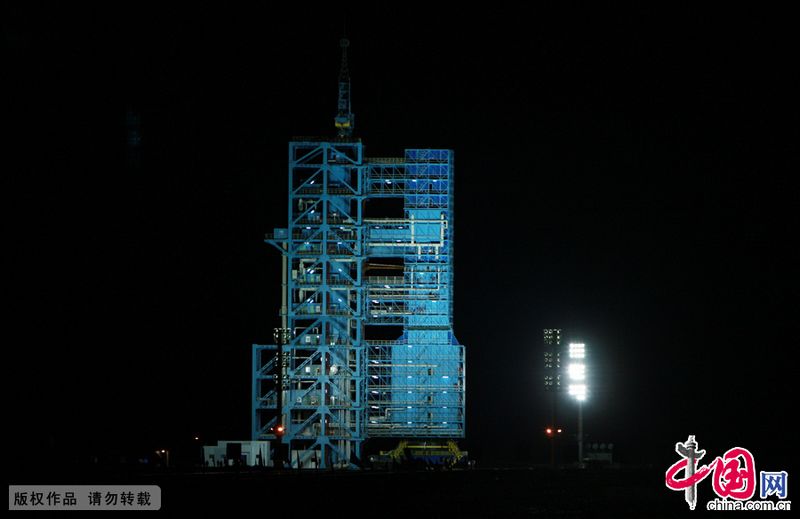 Der Countdown hat begonnen: noch zehn Minuten bis zum Start des 'Shenzhou 8'