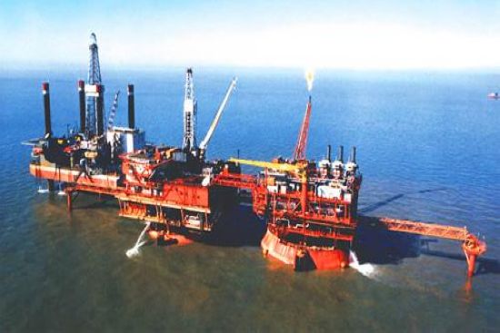 Das Ölleck an Penglai 19-3, das 6.200 Quadratmeter Kilometer verschmutzte, eine Fläche etwa neunmal so groß wie Singapur, wurde durch illegalen Ölbohrbetrieb verursacht, sagte die Staatliche Ozeanverwaltung in einer Erklärung am Freitag.