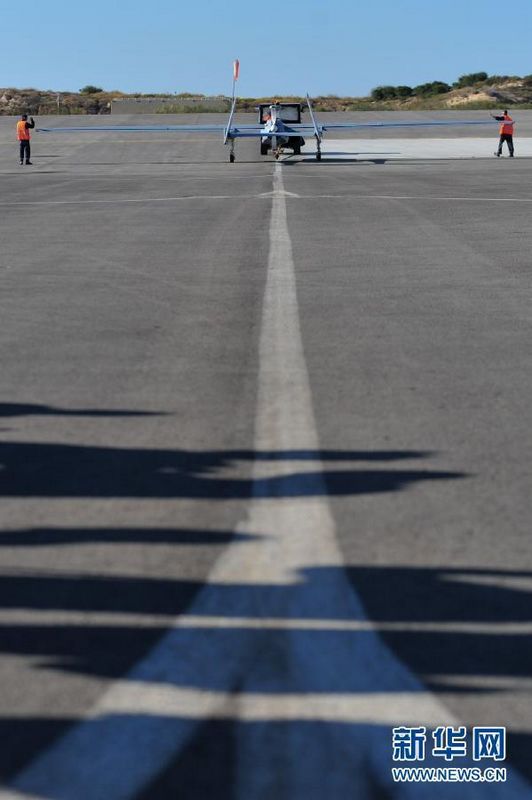 Die Heron wird intern im israelischen Militär Machatz-1 genannt. Sie wird von der Israel Aerospace Industries hergestellt und gilt als eine leise, ausdauernde, hochfliegende und allwetterfähige Aufklärungsdrohne. Neben den israelischen Luftstreitkräften wird das UAV von acht weiteren Staaten, darunter auch Deutschland, importiert und eingesetzt.