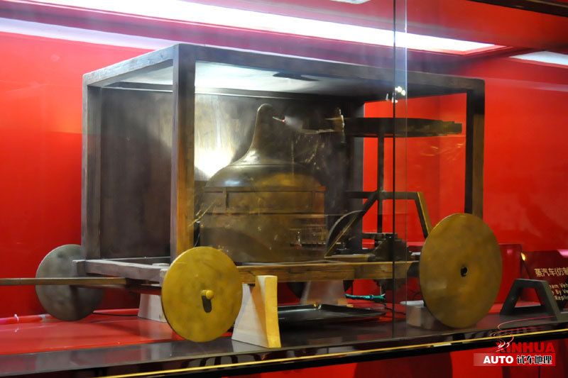 In dem Museum werden 6000 Gegenstände aus sechs Kategorien der Automobilindustrie und -kultur ausgestellt.