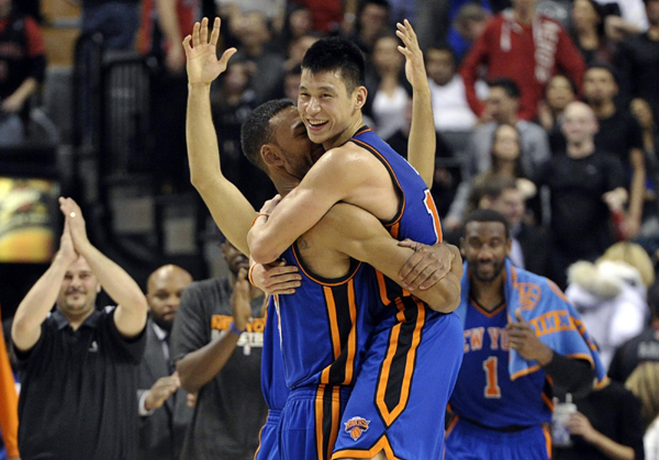 Jeremy Lin NBA Basketball Knicks Toronto Raptors Bilder Fotos