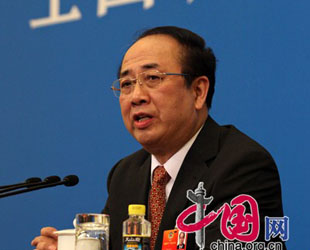 Seit 15 Uhr findet die Pressekonferenz der 5. Tagung des 11. Landeskomitees der Politischen Konsultativkonferenz des Chinesischen Volkes (PKKCV) in der Goldenen Halle der Großen Halle des Volkes statt.