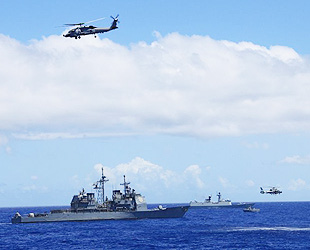 Zum Abschluss des dreitätigen Besuches der chinesischen Marine im US-Hafen Pearl Harbor haben Soldaten beider Seiten gestern eine gemeinsame Such- und Rettungsübung durchgeführt.