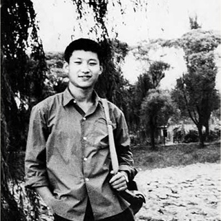 Xi Jinping im Jahre 1972: Das Foto entstand, als Xi aus einem Dorf in der Provinz Shaanxi, wo er als 'gebildeter Jugendlicher' arbeitete, zurück nach Beijing kam, um seine Eltern zu besuchen.
