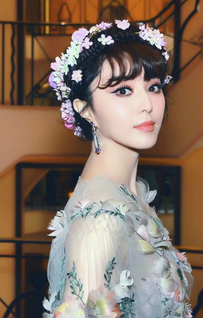 China Chinesische Frauen, die von ausländischen