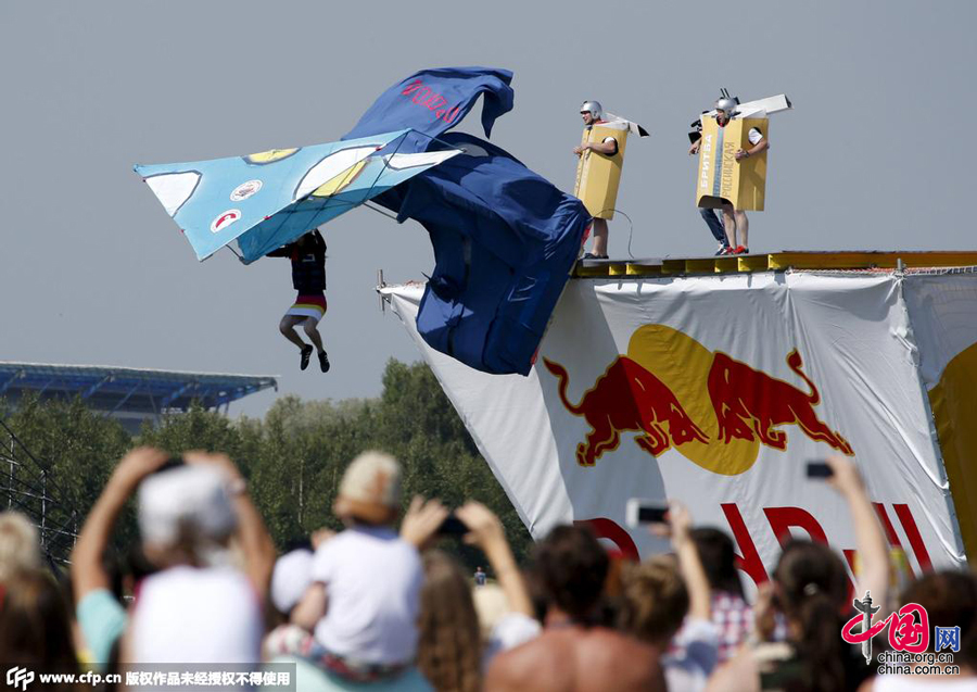 Bilder German China Org Cn Lustige Momente Beim Flugtag Wettbewerb In Moskau