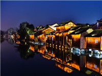 Wuzhen bei Nacht