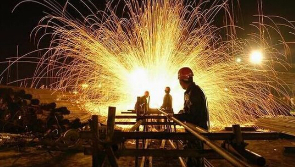 Chinas Maßnahmen zur Reduzierung von Überkapazität in Stahlindustrie greifen