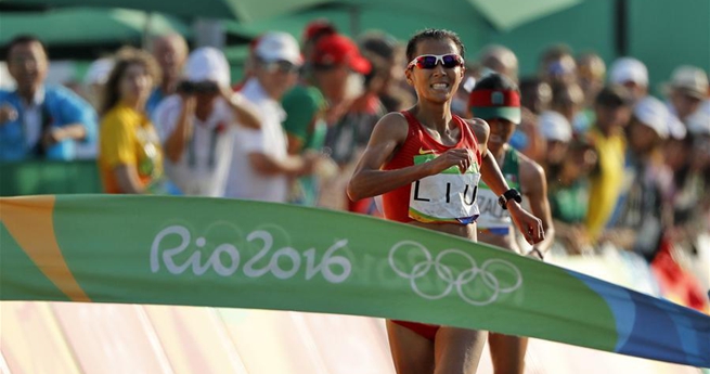 Liu Hong holte Goldmedaille beim 20 Kilometer Gehen der Frauen