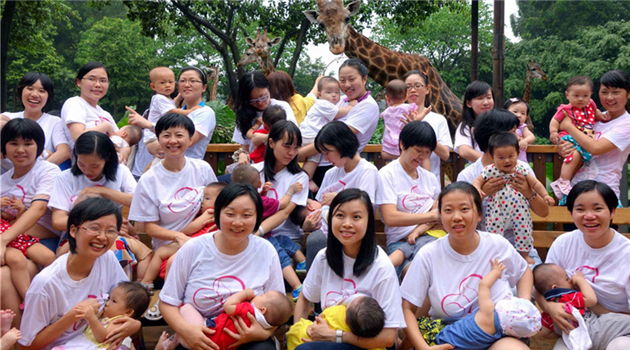 Hörbare Nächstenliebe: Xu Liang und ihr Freiwilligen-Team „Liebe der Muttermilch“