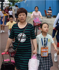 Zwischen Shenzhen und Hongkong: Alltag einer Schülerin