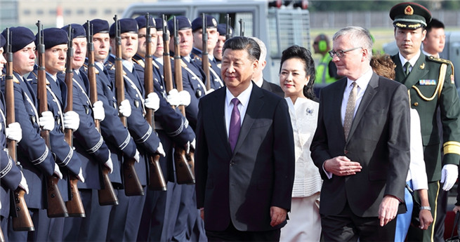 Chinas Staatspräsident in Berlin eingetroffen