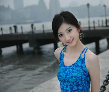 清纯美女外滩秀青春公认最靓丽网络美女