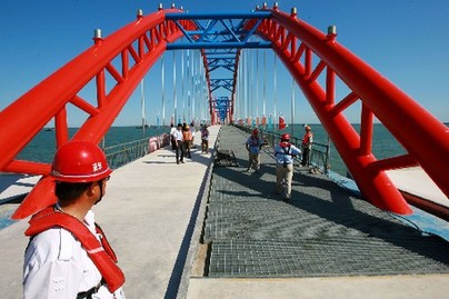 曹妃甸の中国石油化工（シノペック）の30万トンクラスの原油埠頭の建設工事現場