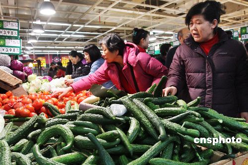 国家統計局が19日に発表したデータによると、中国の1月の消費者物価指数（CPI）は、前年同期に比べ7.1%上昇した。これは11年ぶりの新記録となった。