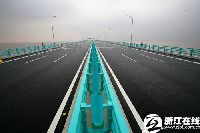杭州湾大桥即将迎来通车典礼。