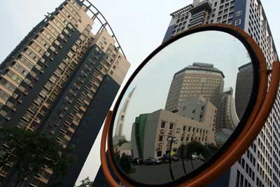 中国人民銀行（中央銀行）が20日に発表した、第1四半期全国都市部預金者アンケート調査の結果で、「物価が高すぎて受け入れられない」という住民の全体に占める割合が史上最高の49.2%だった。