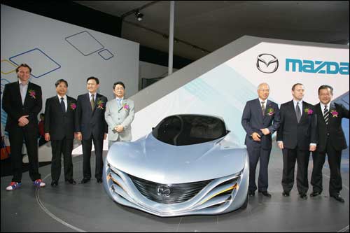 マツダの新型 Mazda 6（アテンザ）
