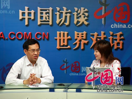 北京第二外国语学院副院长邱鸣教授  中国网 赵娜 摄影
