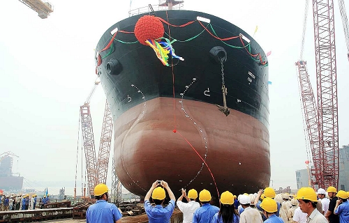 中國(guó)の海運(yùn)船団の輸送能力は1億積載重量トン以上に達(dá)している