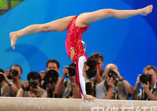 体操・平均台決勝で、米国選手が金・銀獲得　中国の程菲選手は銅メダル