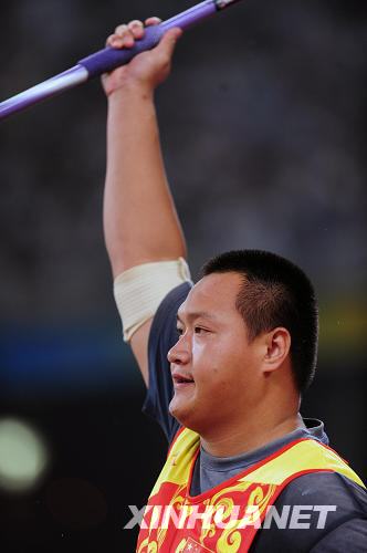 9月9日，中国选手夏东在比赛中。