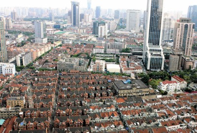 10月の全国70大中都市の不動産価格は前月比でマイナス0.3%で、3カ月連続のマイナスとなった。深セン、広州に続き、上海は全国3番目の新築住宅価格は前年同期を下回った大都市となっている。